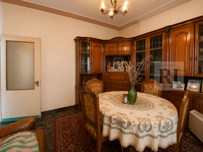 Proponiamo in vendita una casa singola immersa nel verde, situata nel comune di Grisignano di Zoc...
