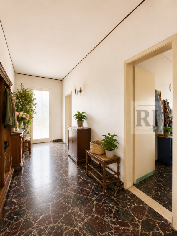 Proponiamo in vendita una casa singola immersa nel verde, situata nel comune di Grisignano di Zoc...