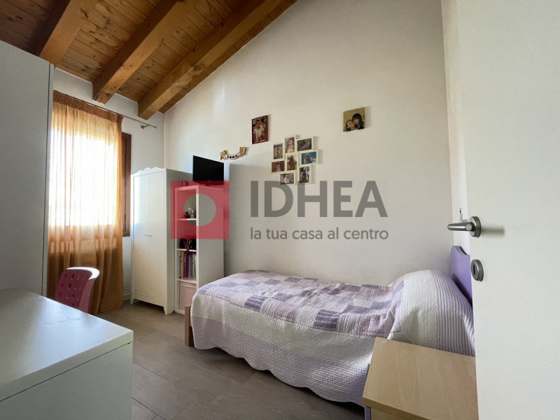 RONCADE:SAN CIPRIANO

A Roncade, in tranquilla area residenziale della zona di San Cipriano, l'ag...