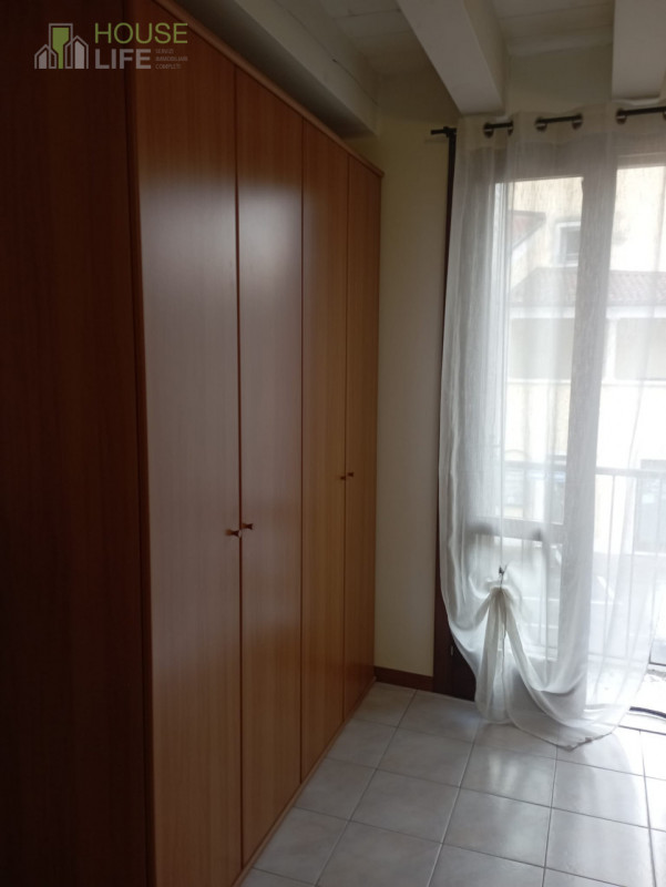 MALO: In zona centrale comoda a tutti i principali servizi, MINI APPARTAMENTO LOCATO al piano pri...