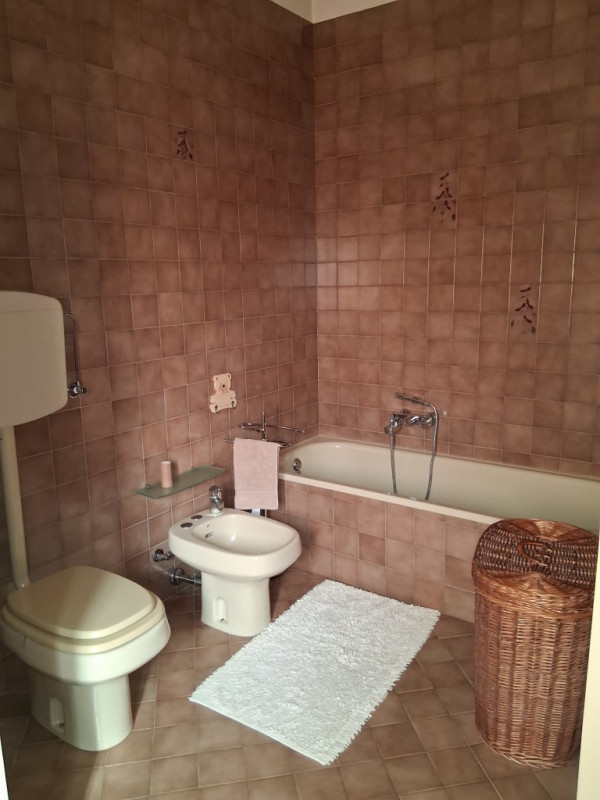 Acquistare una casa singola ad Orgiano significa scegliere tranquillità, spazio e qualità della v...