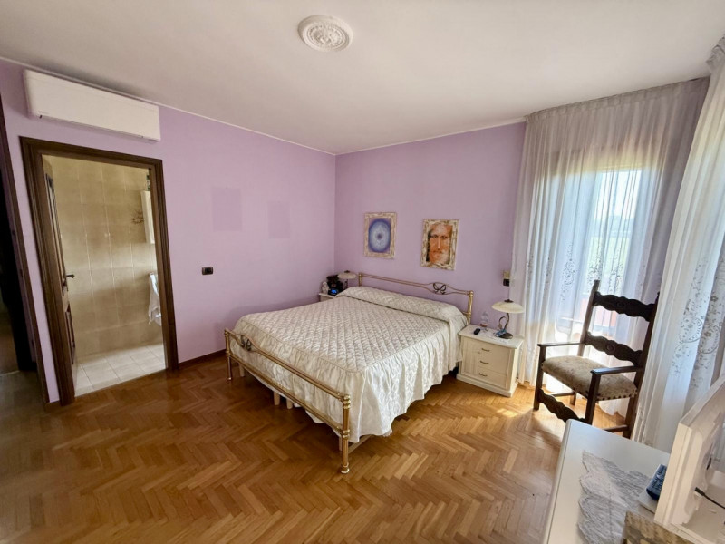 (Per INFO Roberto 3453195338) Musano di Trevignano, proponiamo in vendita Villa singola con ampio...