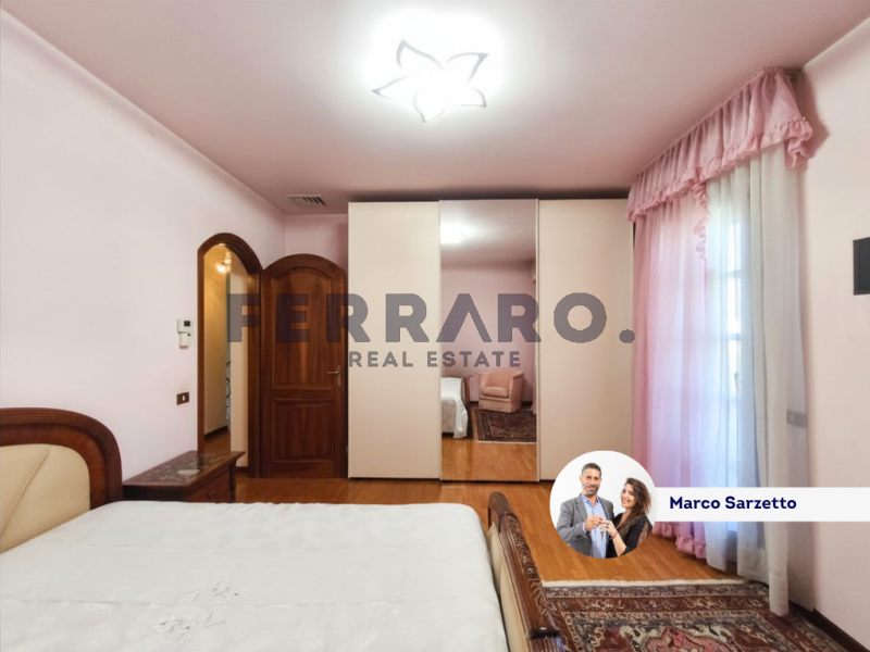 Quinto di Treviso. Codice MSF - 31.

Proponiamo in vendita porzione di bifamiliare di circa 193 m...