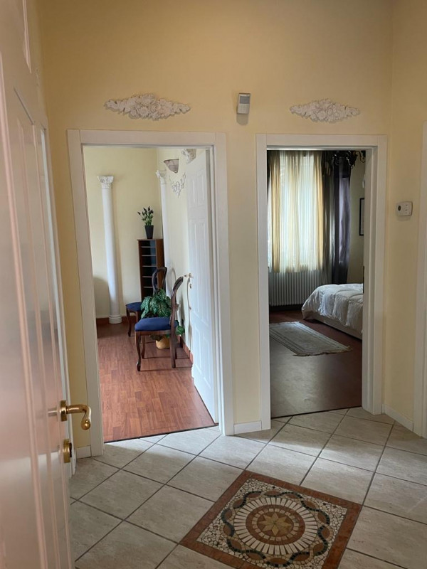 (Per info Monica 3482688677) Nel cuore del quartiere Arcella a Padova, proponiamo in affitto un l...