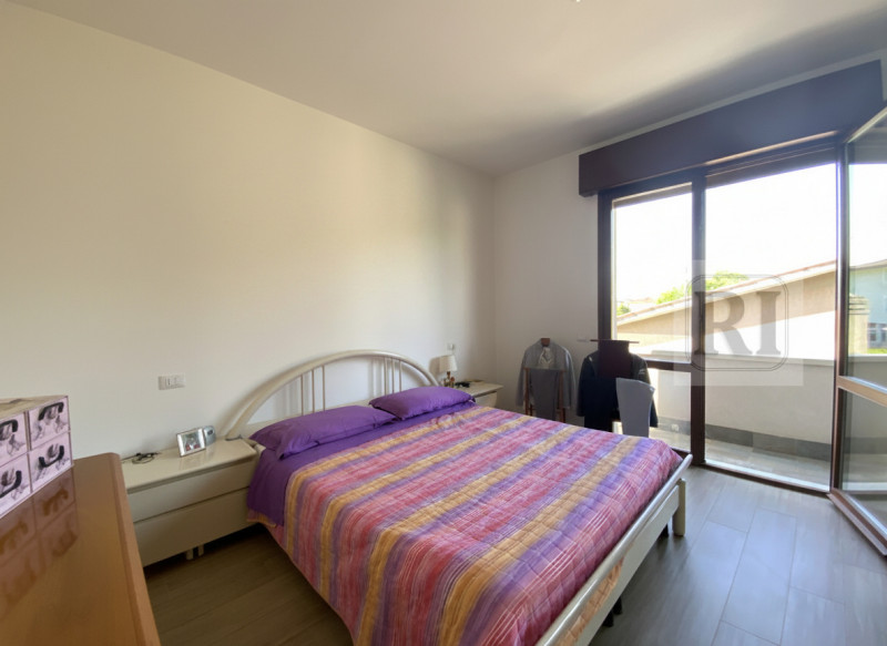 Proponiamo in vendita una splendida casa singola di circa 230 mq completamente ristrutturata, sit...