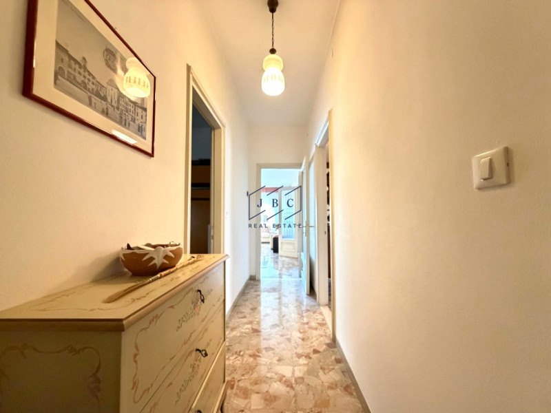 ODERZO - (TV)
Nel centro di Oderzo, proponiamo in vendita in esclusiva un elegante appartamento q...