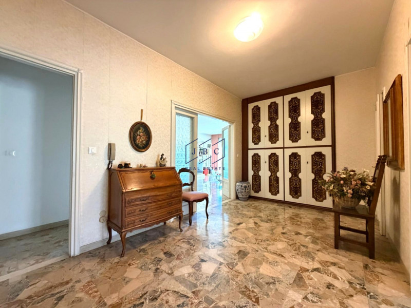 ODERZO - (TV)
Nel centro di Oderzo, proponiamo in vendita in esclusiva un elegante appartamento q...