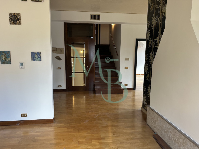PADOVA - SAN GIUSEPPE: Nel cuore del quartiere San Giuseppe a Padova, Immobiliare MB propone in v...