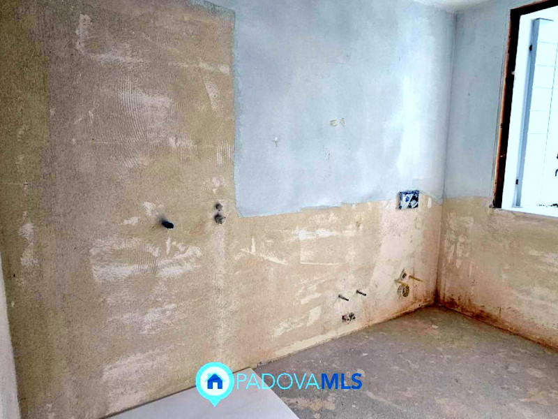 Immobile in esclusiva al Gruppo Padova MLS

LEGNARO Località Casone. Proponiamo in vendita una nu...
