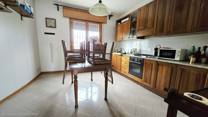 Rif. CS142 - Proponiamo in vendita casa accostata su due livelli, inserita in una tranquilla cort...