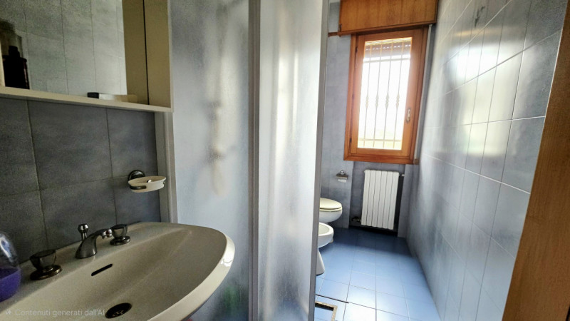 Rif. CS142 - Proponiamo in vendita casa accostata su due livelli, inserita in una tranquilla cort...