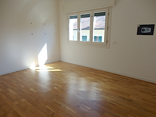 Vigodarzere: in una zona tranquilla e senza traffico, elegante casa indipendente, completamente r...