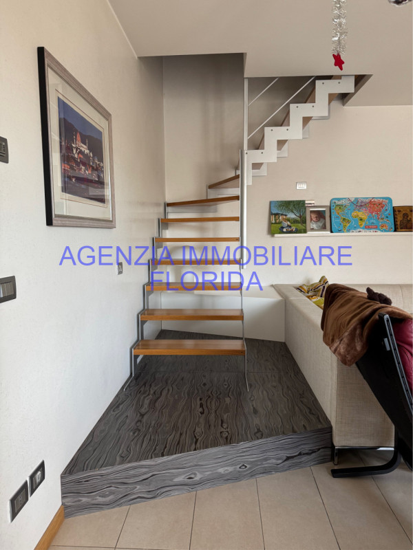 Nel cuore di Loreggia, in un esclusivo contesto residenziale di sole 4 unità abitative, proponiam...
