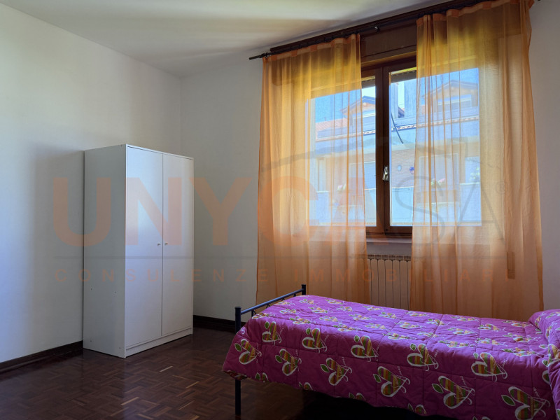 PADOVA - Zona Brusegana: disponibile dal 1° agosto, proponiamo ampia stanza ad uso singolo di cir...