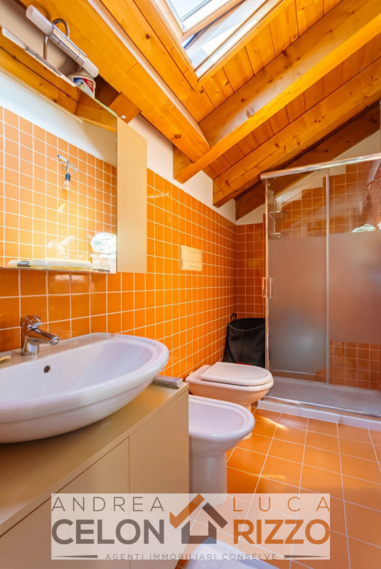 Scopri la tua nuova casa nel cuore di Conselve! In una posizione strategica e comoda al centro, p...