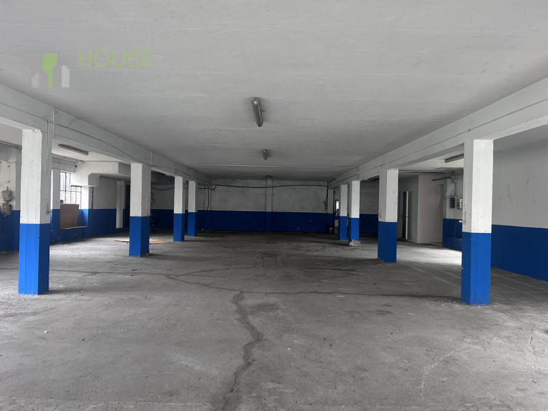 SCHIO: AFFITTIAMO CAPANNONE LABORATORIO / DEPOSITO di mq 500 circa H 3,50 sotto trave, con area e...