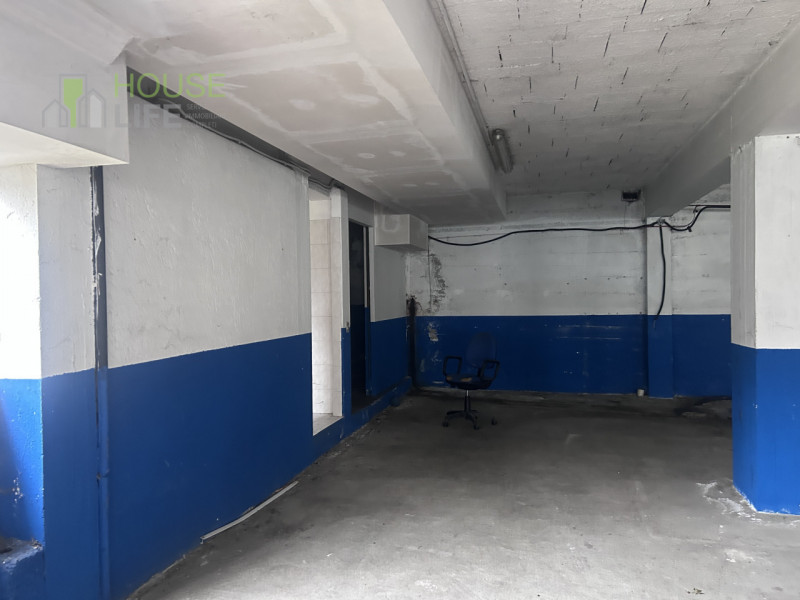 SCHIO: AFFITTIAMO CAPANNONE LABORATORIO / DEPOSITO di mq 500 circa H 3,50 sotto trave, con area e...