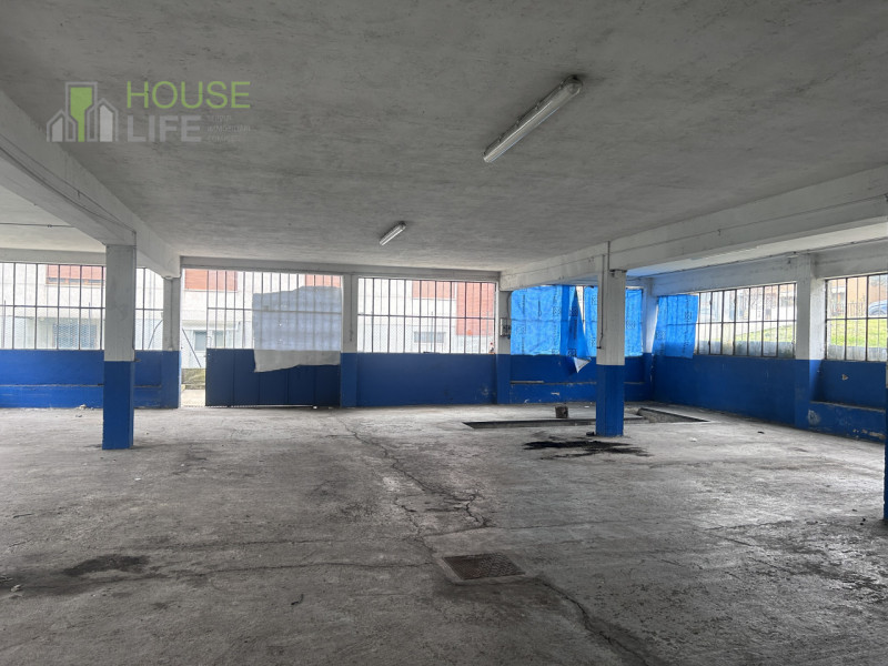 SCHIO: AFFITTIAMO CAPANNONE LABORATORIO / DEPOSITO di mq 500 circa H 3,50 sotto trave, con area e...