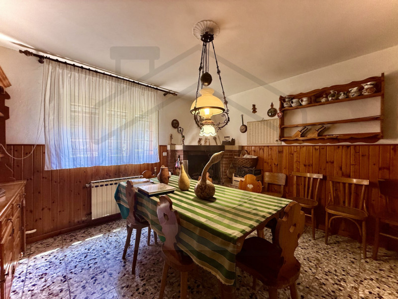 PADOVA - Casa singola terratetto situata nel cuore della tranquilla zona di Guizza, a Padova. Con...