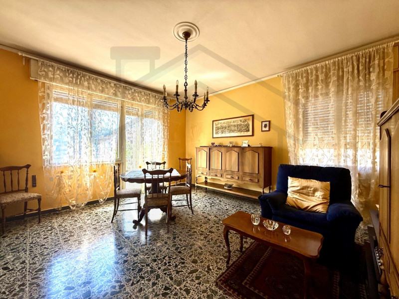 PADOVA - Casa singola terratetto situata nel cuore della tranquilla zona di Guizza, a Padova. Con...