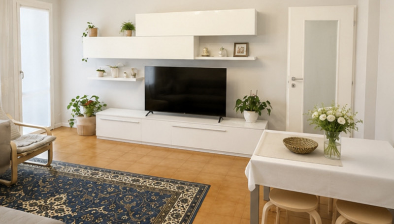 (Per INFO Giovanni 3888920530) Proponiamo in vendita un ampio e raffinato appartamento quadriloca...