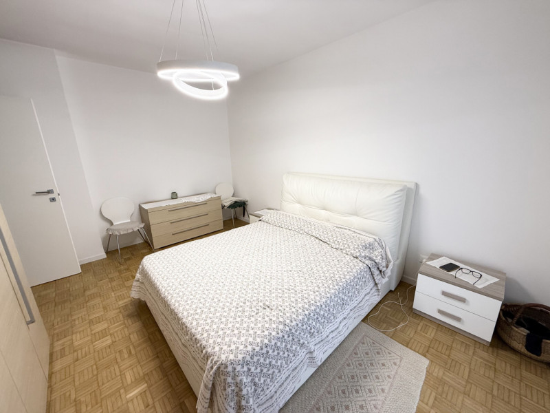 (Per INFO Giovanni 3888920530) Proponiamo in vendita un ampio e raffinato appartamento quadriloca...