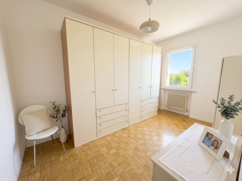 (Per INFO Giovanni 3888920530) Proponiamo in vendita un ampio e raffinato appartamento quadriloca...