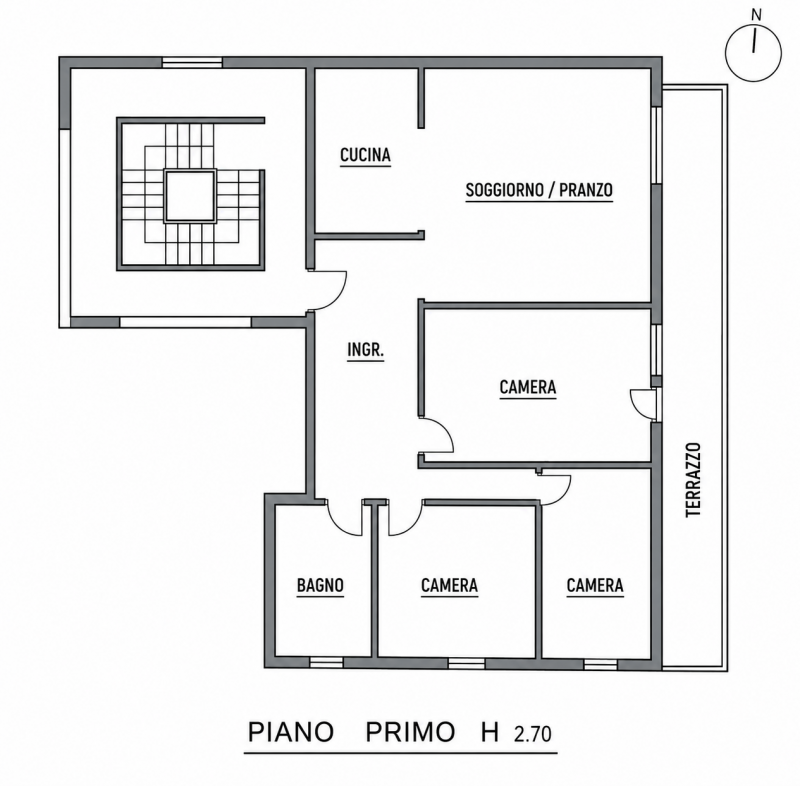 (Per INFO Giovanni 3888920530) Proponiamo in vendita un ampio e raffinato appartamento quadriloca...