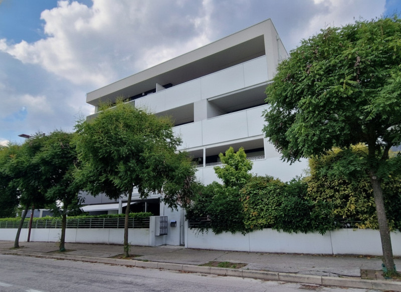 In una delle zone residenziali più apprezzate di Rubano, in posizione comoda ai principali serviz...