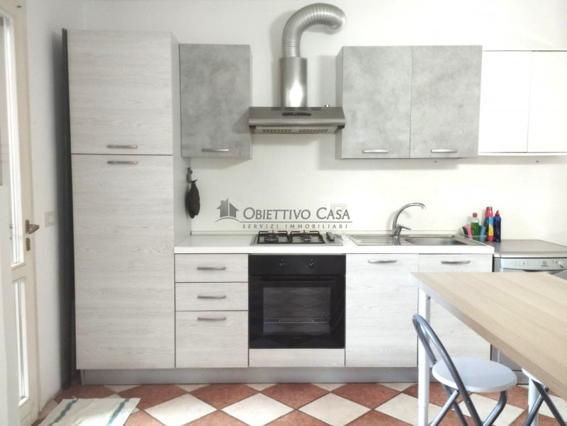 SA200;Situata in una zona tranquilla e curata, all'interno di un residence recintato e riservato,...