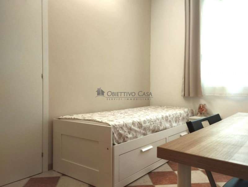SA200;Situata in una zona tranquilla e curata, all'interno di un residence recintato e riservato,...