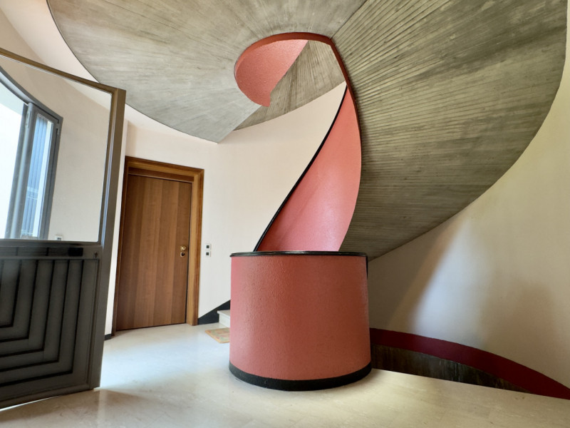 Proponiamo a Bosco di Rubano appartamento al piano rialzato inserito in elegante contesto residen...