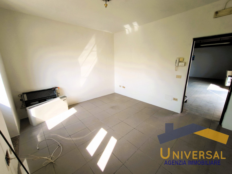 TREBASELEGHE - Fraz. FOSSALTA - In zona tranquilla ma al contempo di facile accesso.

Affittasi c...