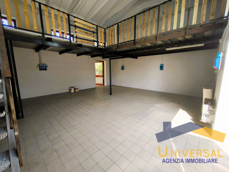 TREBASELEGHE - Fraz. FOSSALTA - In zona tranquilla ma al contempo di facile accesso.

Affittasi c...