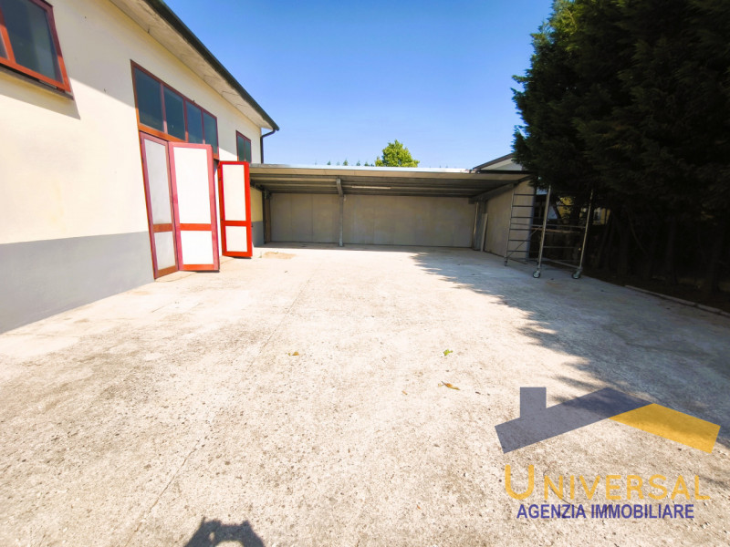TREBASELEGHE - Fraz. FOSSALTA - In zona tranquilla ma al contempo di facile accesso.

Affittasi c...
