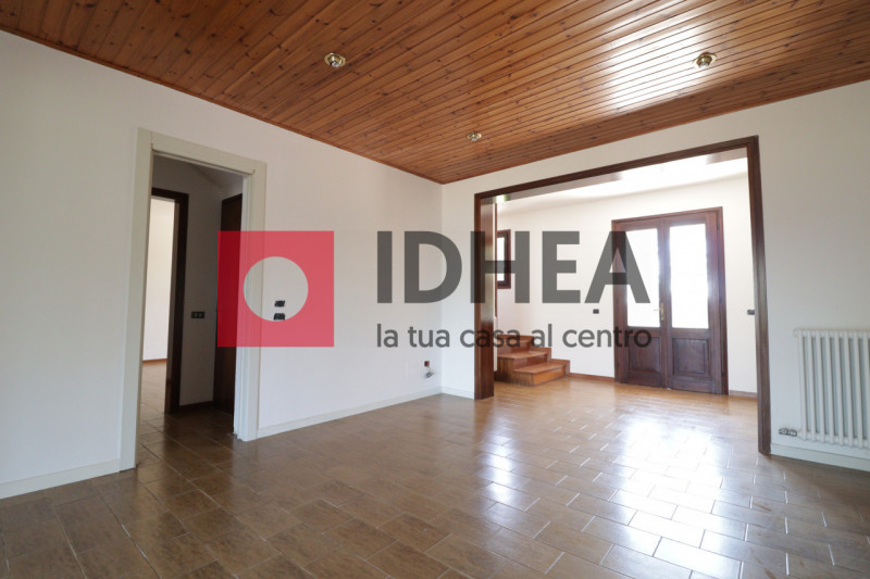 PONZANO VENETO - PADERNO 

""" RIFERIMENTO UP5 """

Visita il nostro sito https://idhea.it/ per u...