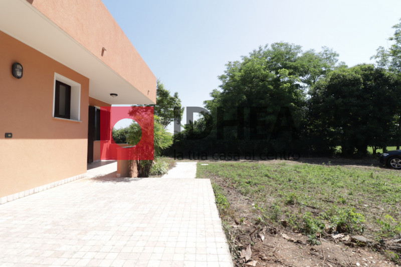 PONZANO VENETO - PADERNO 

""" RIFERIMENTO UP5 """

Visita il nostro sito https://idhea.it/ per u...