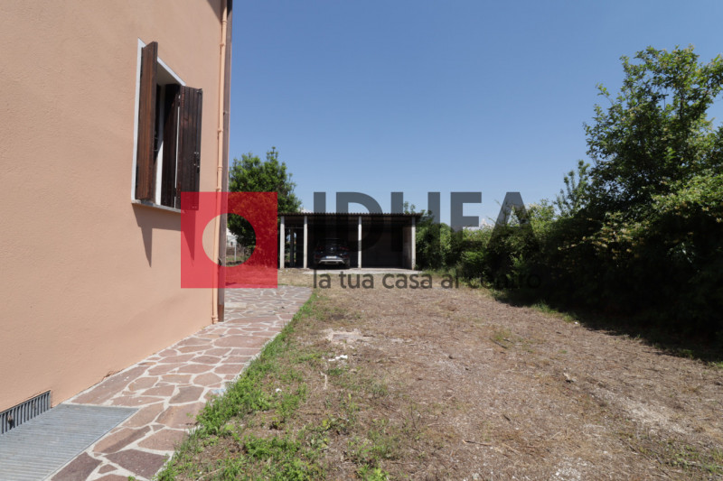 PONZANO VENETO - PADERNO 

""" RIFERIMENTO UP5 """

Visita il nostro sito https://idhea.it/ per u...