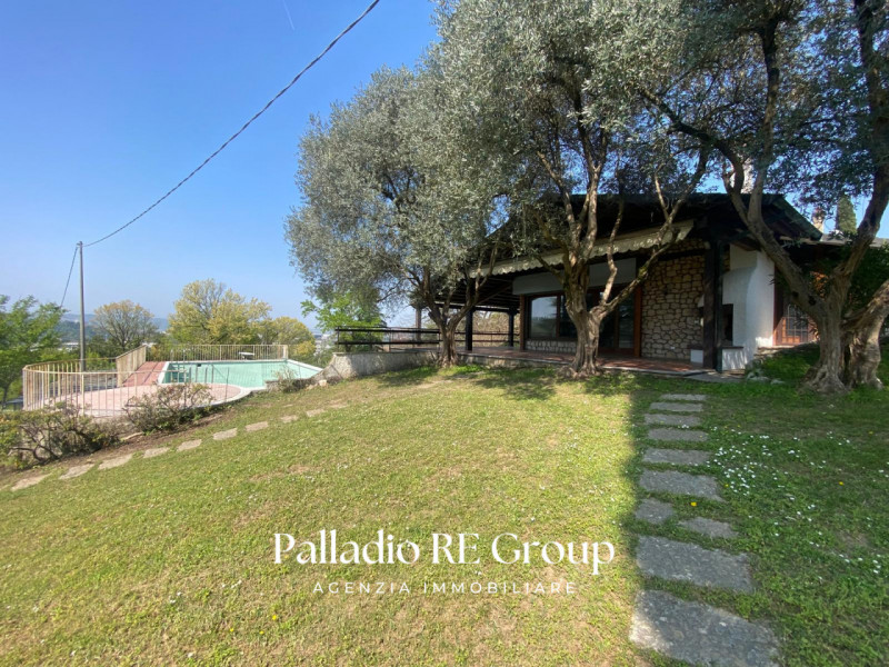 Scoprite questa straordinaria villa singola situata nel cuore delle colline tra Vicenza e Arcugna...