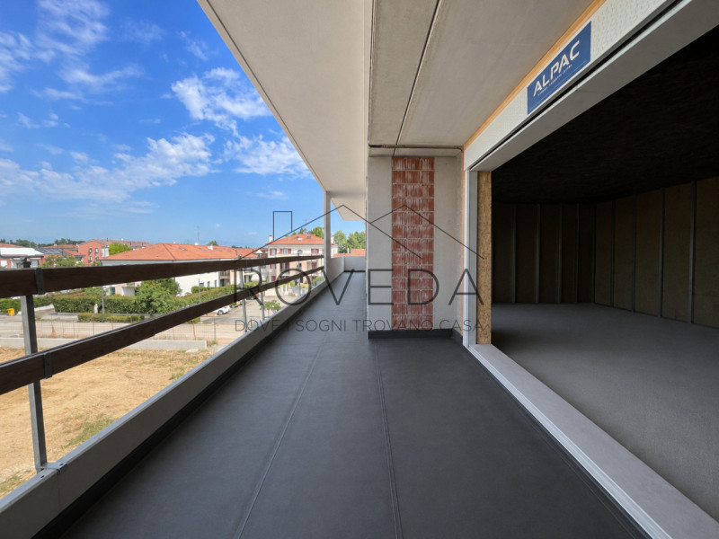 PREGANZIOL: FRAZIONE

RIFERIMENTO PR17

L'agenzia Roveda Immobiliare ha il piacere di presentarvi...
