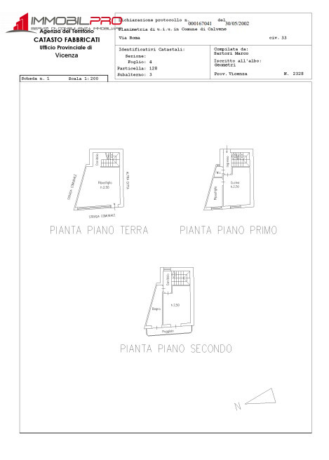 Scopri questa interessante porzione di testa di casa a schiera situata nella zona centrale del pi...