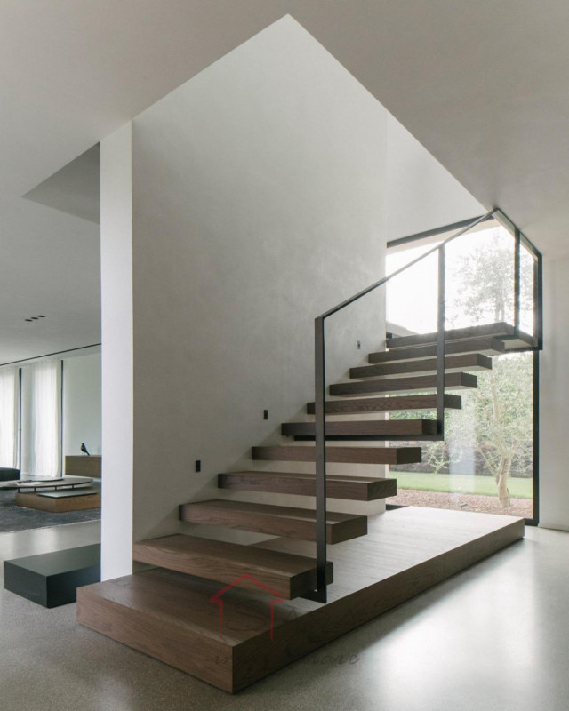 SARA IMMOBILIARE propone in vendita una prestigiosa villa contemporanea in classe energetica A4/N...