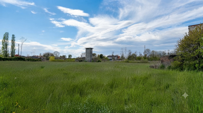 (Per INFO Vittorio 3517343301) Proponiamo a Piombino Dese terreno edificabile di circa 4.000 mq s...