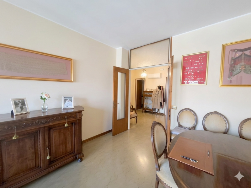 SANTA RITA 2 CAMERE PIANO ALTO CON ASCENSORE €.319.000 - rif.GB049

Nel cuore del ricercato quart...