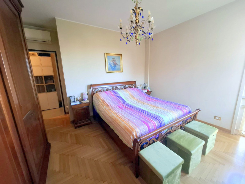 SANTA RITA 2 CAMERE PIANO ALTO CON ASCENSORE €.319.000 - rif.GB049

Nel cuore del ricercato quart...