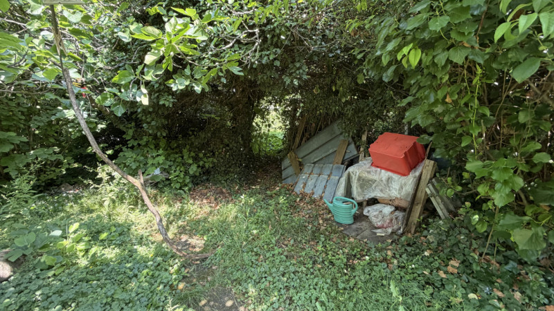 Scoprite questa interessante porzione di bifamiliare situata nel tranquillo comune di Vigonza, ne...