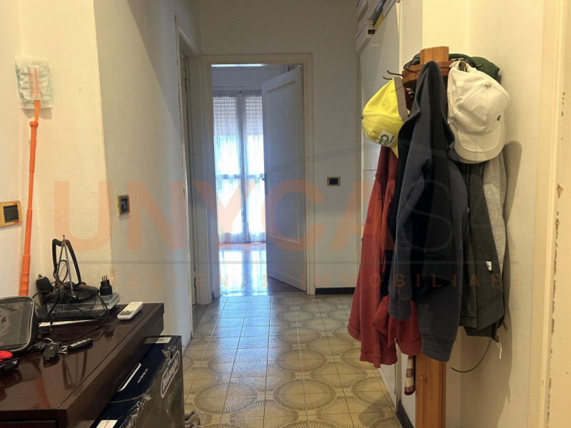 BRUSEGANA - Proponiamo in vendita appartamento situato al terzo piano di una palazzina, attualmen...