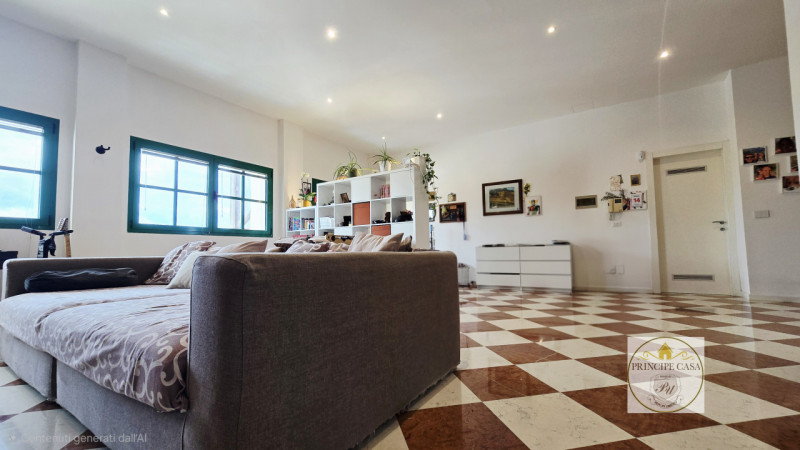 Proponiamo in vendita luminoso appartamento situato al terzo piano di una palazzina moderna servi...