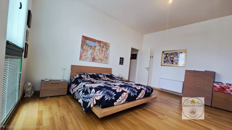 Proponiamo in vendita luminoso appartamento situato al terzo piano di una palazzina moderna servi...
