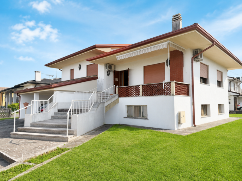 (Per INFO Fabrizio 333 7743912) Proponiamo in vendita una splendida casa singola terratetto di ci...